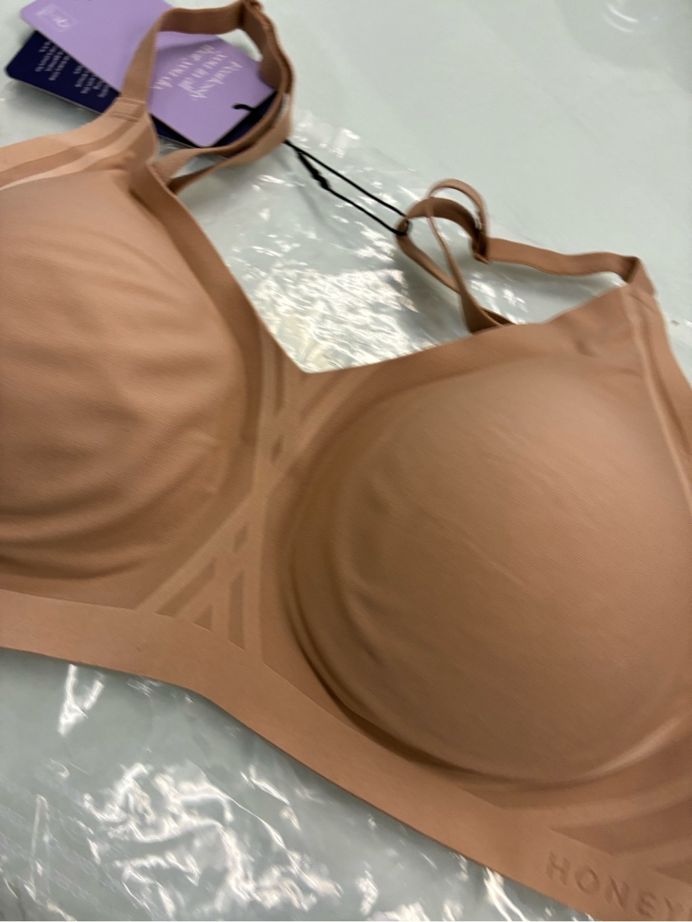 Honeylove Silhouette Wireless Convertible Bra| Color Sand| Size 38 B/C | Large - Picture 3 of 13